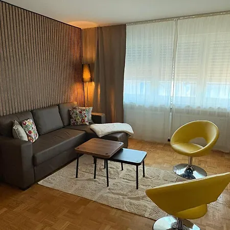 Apartment 9 At Cathedral *