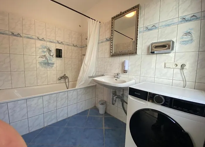 Apartment 9 At Cathedral