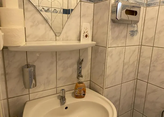 9 At Cathedral 아파트 *